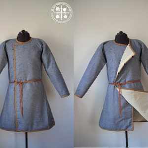 Rus - Byzantine & Nomadic battle / Padded caftan with assymetrical flap opening - For historical fencing - Early medieval era