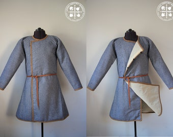 Rus - Byzantine & Nomadic battle / Padded caftan with assymetrical flap opening - For historical fencing - Early medieval era