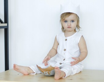 Baby linen overall. Baby white jumpsuit. Baby and toddler white linen romper. Organic kids clothes.