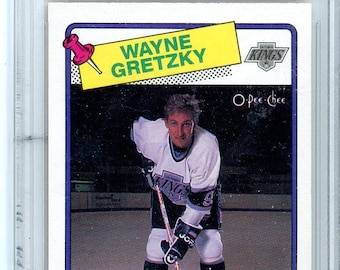 1988 OPC O-Pee-Chee Wayne Gretzky Graded Card #120 PSA 9