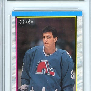 1989 O-Pee-Chee Joe Sakic Graded Rookie Karte #113 GMA 8.5