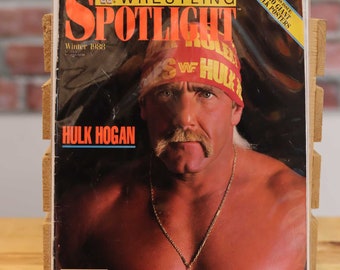 Original WWF WWE Vintage Wrestling Spotlight Program Hulk Hogan (Winter 1988)