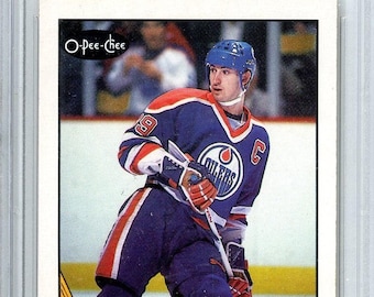 1987 OPC O-Pee-Chee Wayne Gretzky Graded Card #53 PSA 8