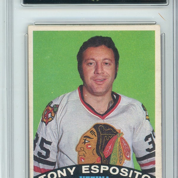 1970 OPC Tony Esposito #250 Vezina Trophy