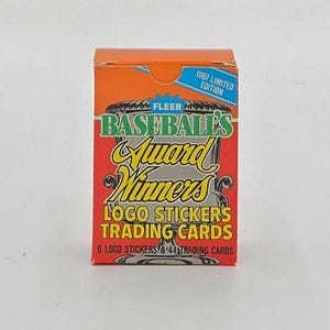 Tarjetas de edición limitada y calcomanías con el logotipo de los ganadores del premio Fleer Baseball de 1987 (44 tarjetas)