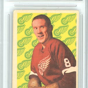 1961 Parkhurst Leo Labine Graded Card #33 GMA 4