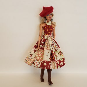 Doll dress, beret