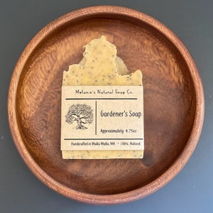 Gardener&#39;s Essential Oil Lemongrass Soap