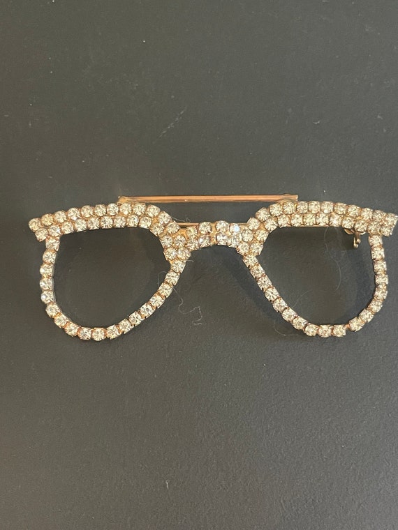 Vintage 1980's Crystal Glasses Broach