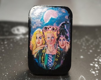 Closet Witch Travel Altar, Pocket Altar, Discreet Mini Altar, Wicca, Pagan, Hoodoo, Shrine, Tin Altar, Tiny Apothecary, Witch Starter kit