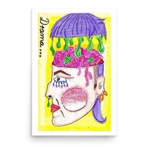 Puede incluir: Una ilustración colorida de una persona con una cabeza morada y materia cerebral verde y rosa que se derrama. La persona tiene un piercing en la nariz verde y está llorando lágrimas azules. El texto "Drama" está escrito en el lateral de la imagen.