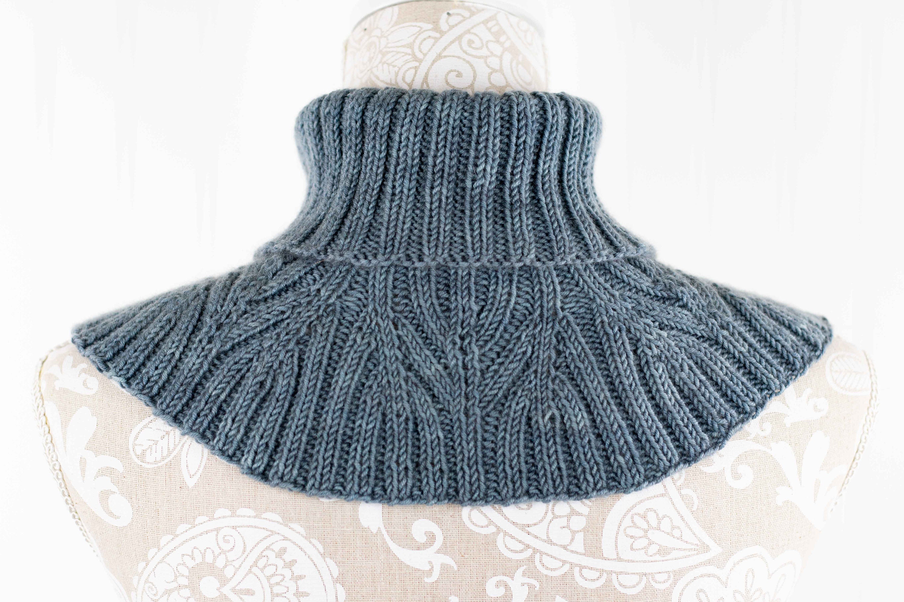 Wool Cowl Cucullus Grey