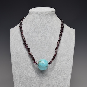 Vintage Collection Beautiful Designed Turquoise Ball Bead with Tourmaline Bead Chain Choker Necklace