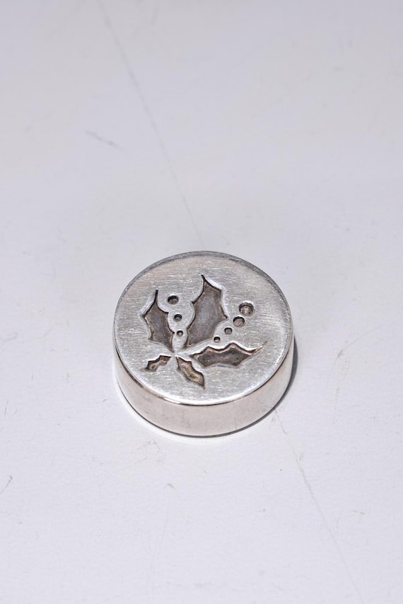 Vintage Sterling Silver Maple Leaf Pattern Round … - image 1