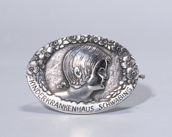 Vintage Silver 800 Oval Kinderkranknhaus Schwabing Pin Brooch