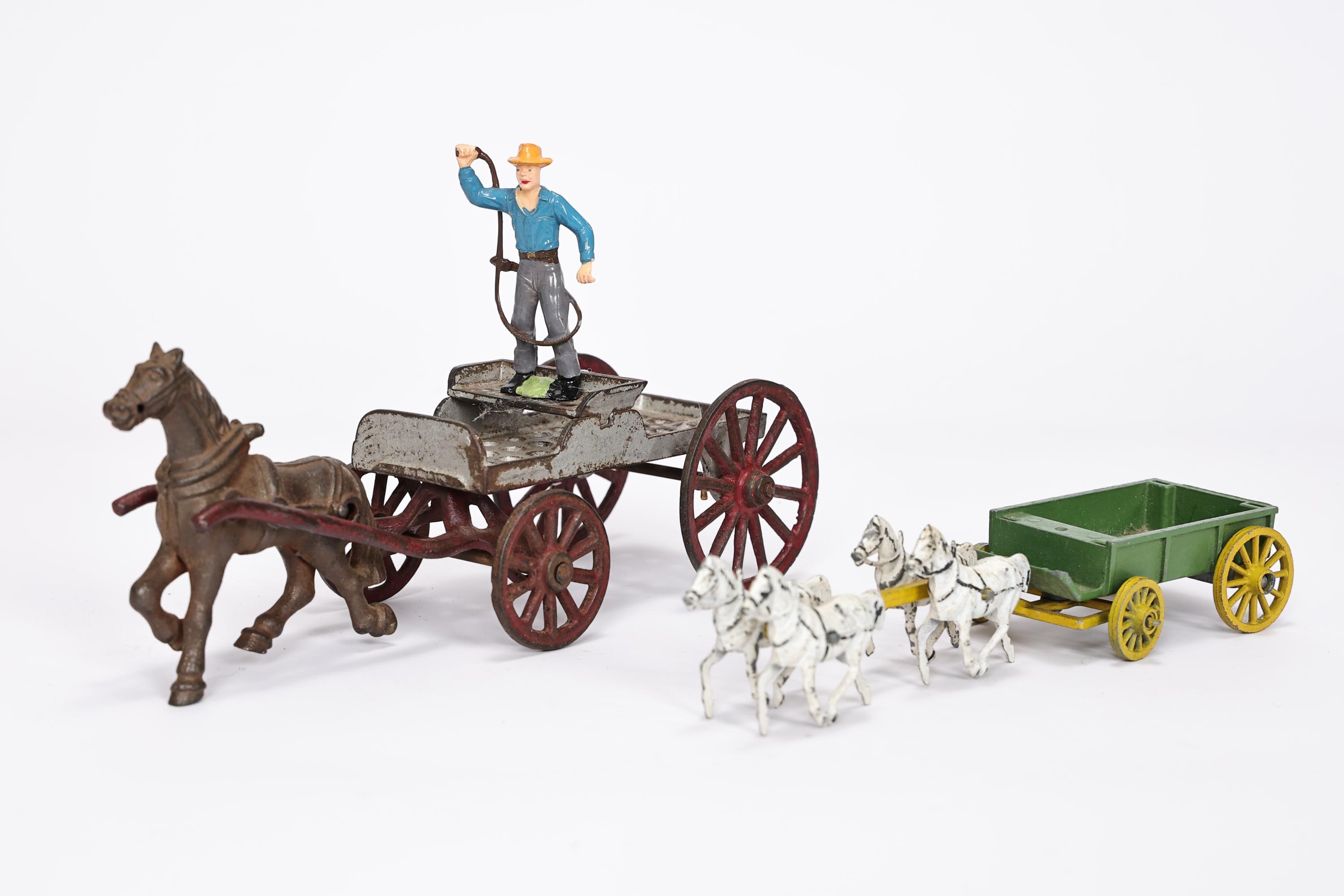 ヴィンテージのおもちゃの鋳鉄製の馬が引く丸太と荷馬車 - Etsy 日本