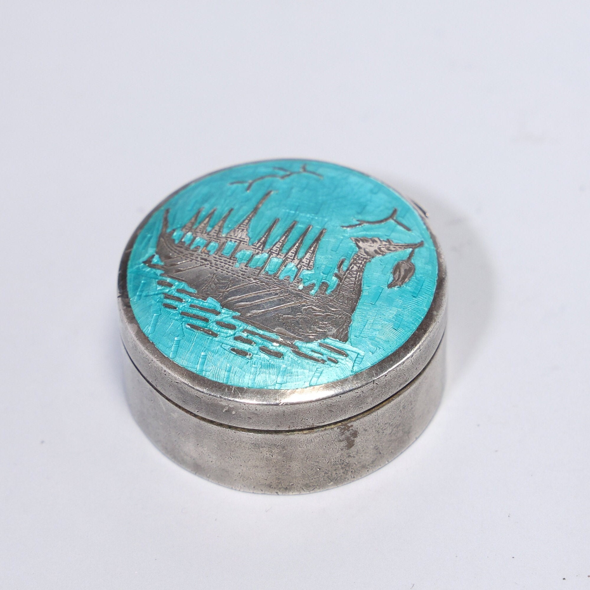 Vintage Siam Sterling Silver Trinket Green Landscape Boat Enameled Round Box