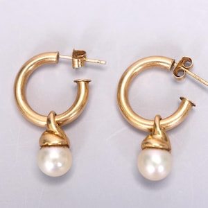 Vintage 14k Yellow Gold And Freshwater Pearl Dangling Earrings