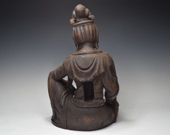 ヴィンテージコレクション 中国風の彫刻が施された木製の座像仏像