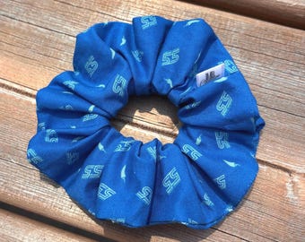 Carlos Sainz Inspired Scrunchie | CS55 Chili | Williams Racing