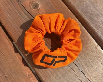 Oscar Piastri Inspired Scrunchie | Papaya + OP