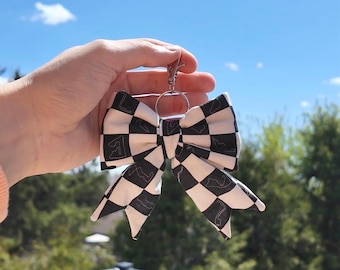 F1 tracks checkered flag puffy bow keychain | Bag Charm