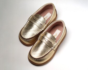 Gold Loafers shoes , Baby Toddler Girls boys Gold Loafers, Baby Toddler gold Boat Shoes, Toddler girl boy gold dress shoes,boy wedding shoes