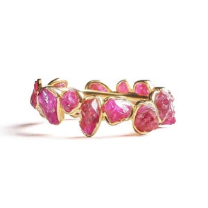Raw Ruby statement ring sterlingzilver vergulde designer sieraden juli geboortesteen avant-garde ring Livia door German Kabirski