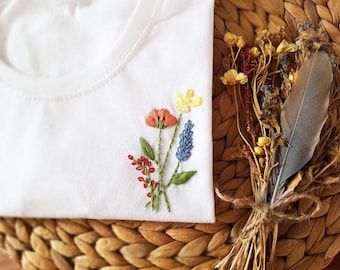 Embroidery kit Flower bouquet with T-shirt Beginner Videotutorials Gift idea