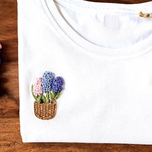 DIY STICKSET TSHIRT Frühlingsblumen Komplettset Starterset sticken lernen Anfänger Stickkit Geburtstagsggeschenk Sommershirt Embroidery kit Weiß