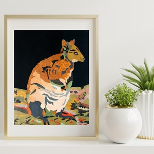 Illustrazione della fauna selvatica su carta, pittura animale marsupiale, paesaggio verde, beige, marrone, arte della parete degli animali selvatici, decorazione della parete o della scrivania della camera dei bambini