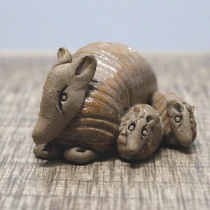 Clay Mama Armadillo with Babies