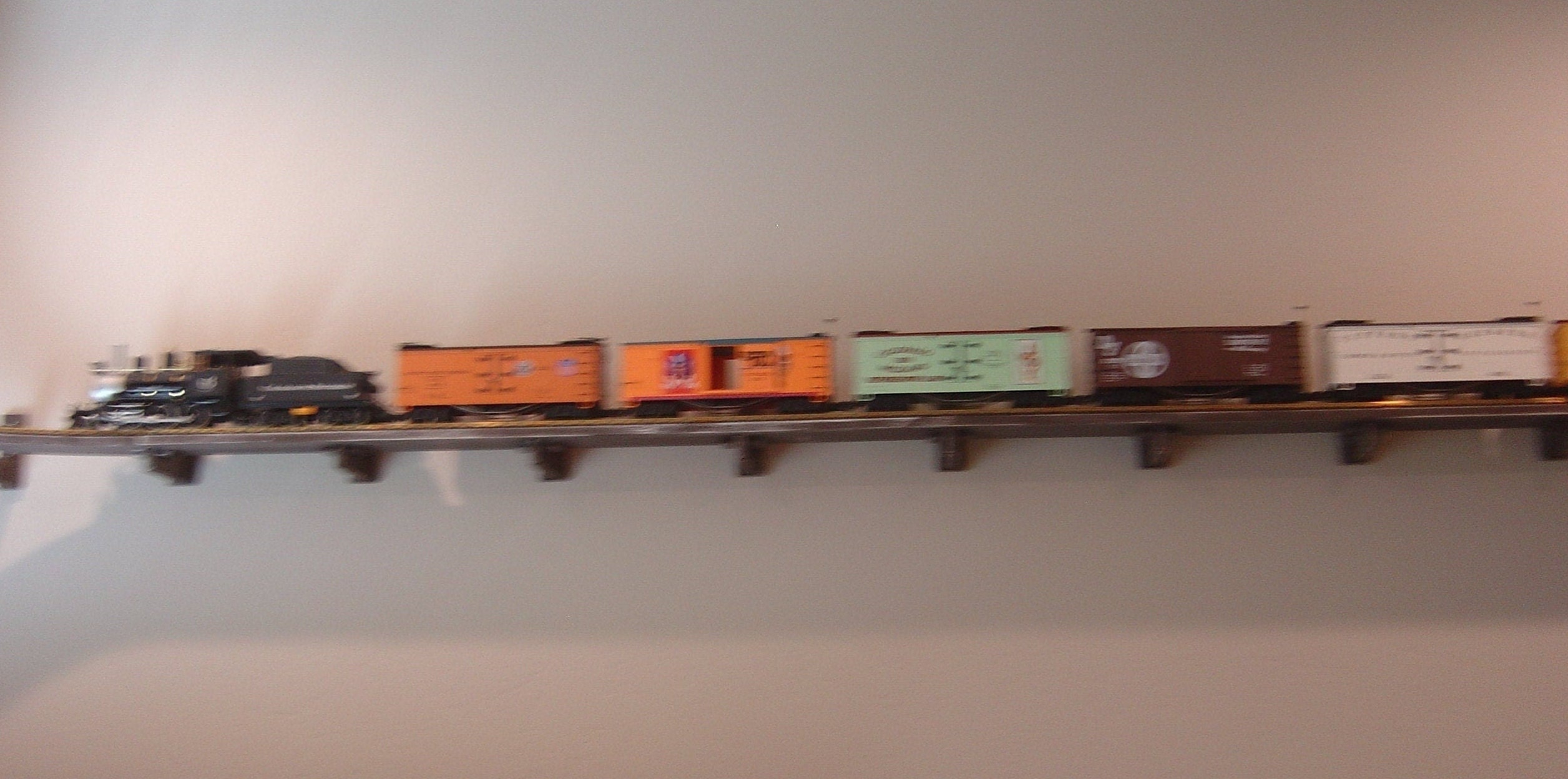 Wall train cheap set