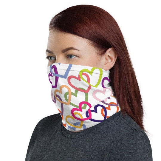 Disover Colorful Hearts Cooling Summer Neck Gaiter, Full Face Dust Mask, Headwear Washable Scarf