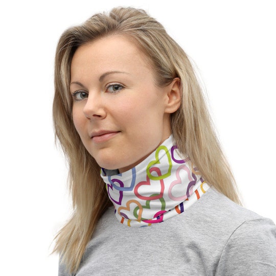 Disover Colorful Hearts Cooling Summer Neck Gaiter, Full Face Dust Mask, Headwear Washable Scarf