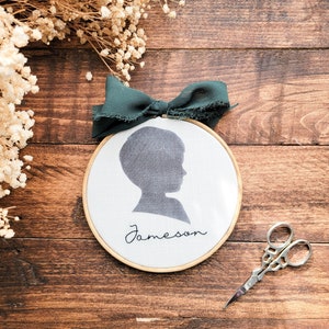 Silhouette hoop, hand embroidery, Custom silhouette, personalized name gift, nursery decor, keepsake gift
