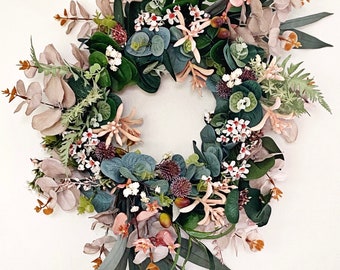 HANDCRAFTED BUSH WREATH ‘Mamma Earth’ - Faux Bush Flora Door Wreath