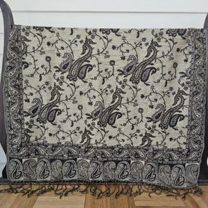 Vintage Pashmina Shawl Scarf: Brown Paisley Silk Blend