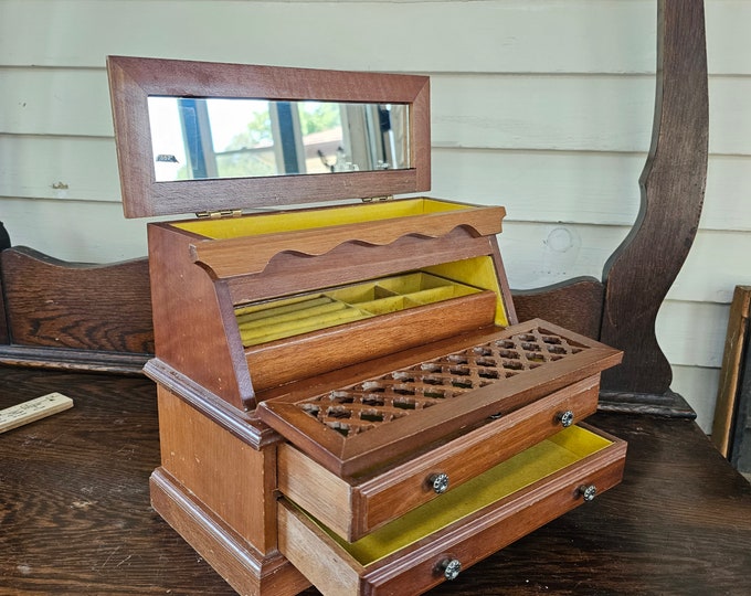 Vintage Midcentury Jewelry Box Pull Out Ring Tray Hinged Lid Double