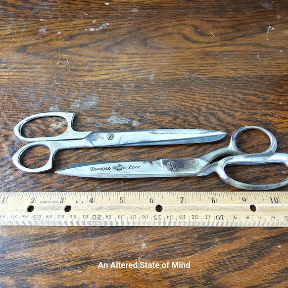 Assorted Vintage Scissors, Kitchen Shears, Wool Scissors, Tailor Shears,  Dressmaker Scissors, Sewing Shears, Old Scissors, Vintage Tools 