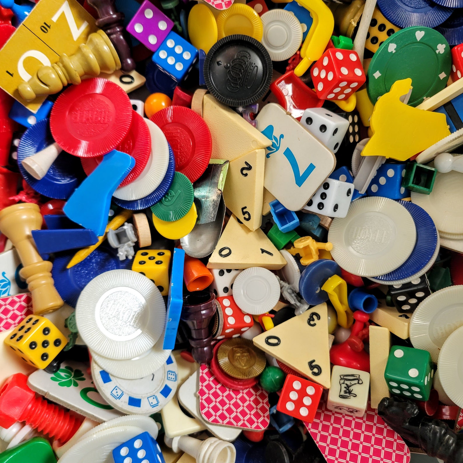 1/2lb Assorted Vintage Game Pieces Mixed Mystery Grab Bag Etsy