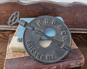 Vintage stove pipe damper, 5&quot; cast iron spindle, HSB&CO, antique stove hardware, collectible, rustic farmhouse kitchen, wood cook stove