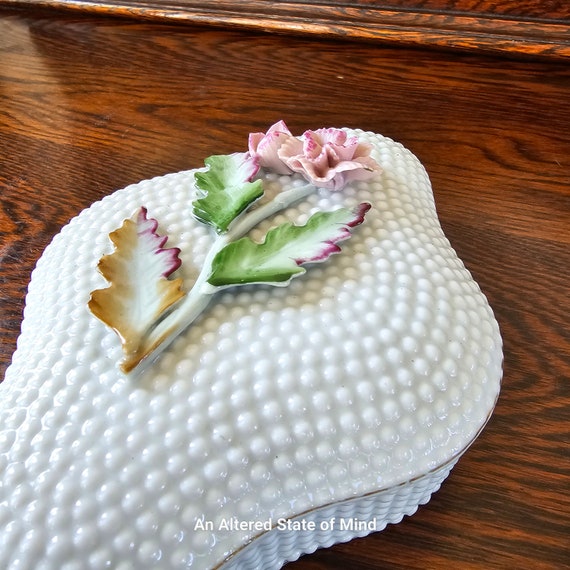 Vintage hobnail rose jewelry trinket box lidded p… - image 5