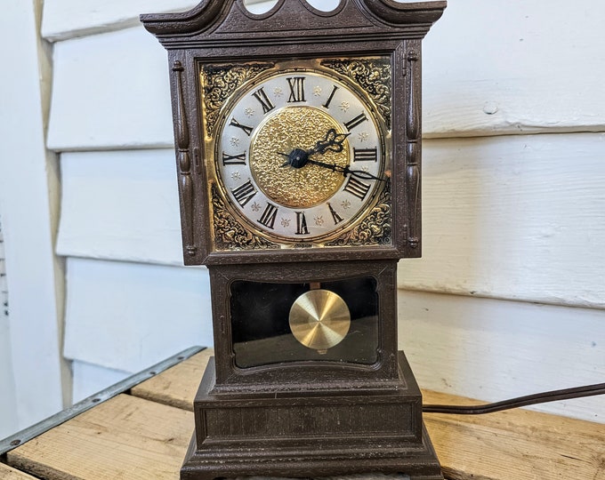 Small Vintage Electric Mantel Clock Working Self Starting Etsy