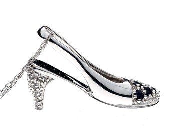 Pendant Shoes