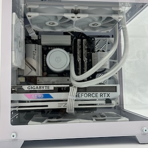 Tilian Chase - - Clear White - Whiteout PC - Prebuilt Streaming and Gaming White PC