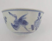 Blue and white crane chrysanthemum Pattern cup During the Qing Emperor Kangxi