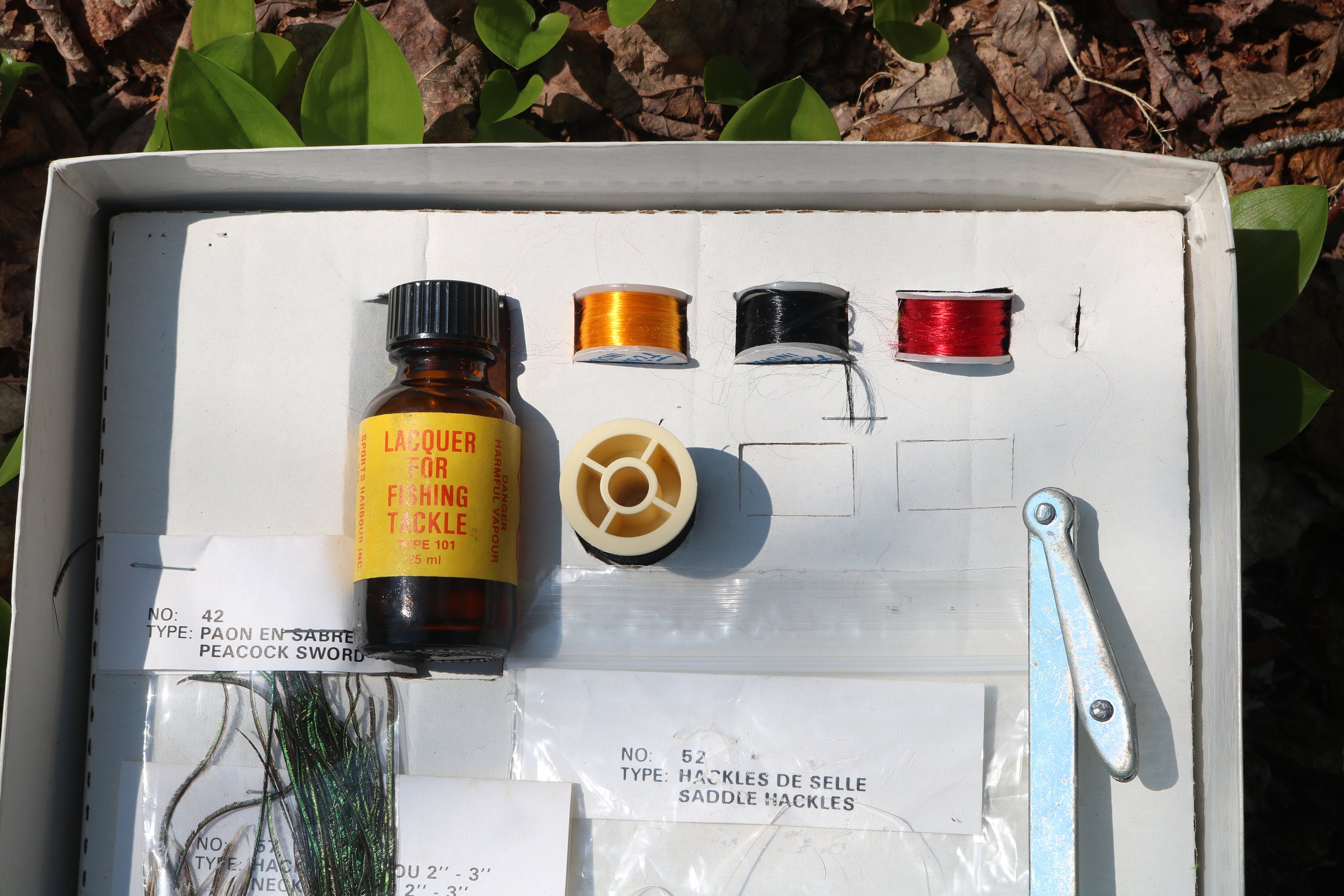 Vintage Fly Tying DIY Kit Antique Fishing Lures and Hooks Etsy 日本