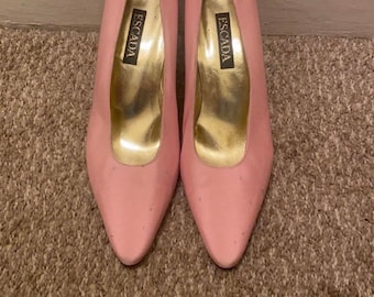 Vintage Escape Pink Pumps