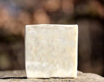 Artisanal soap with green clay